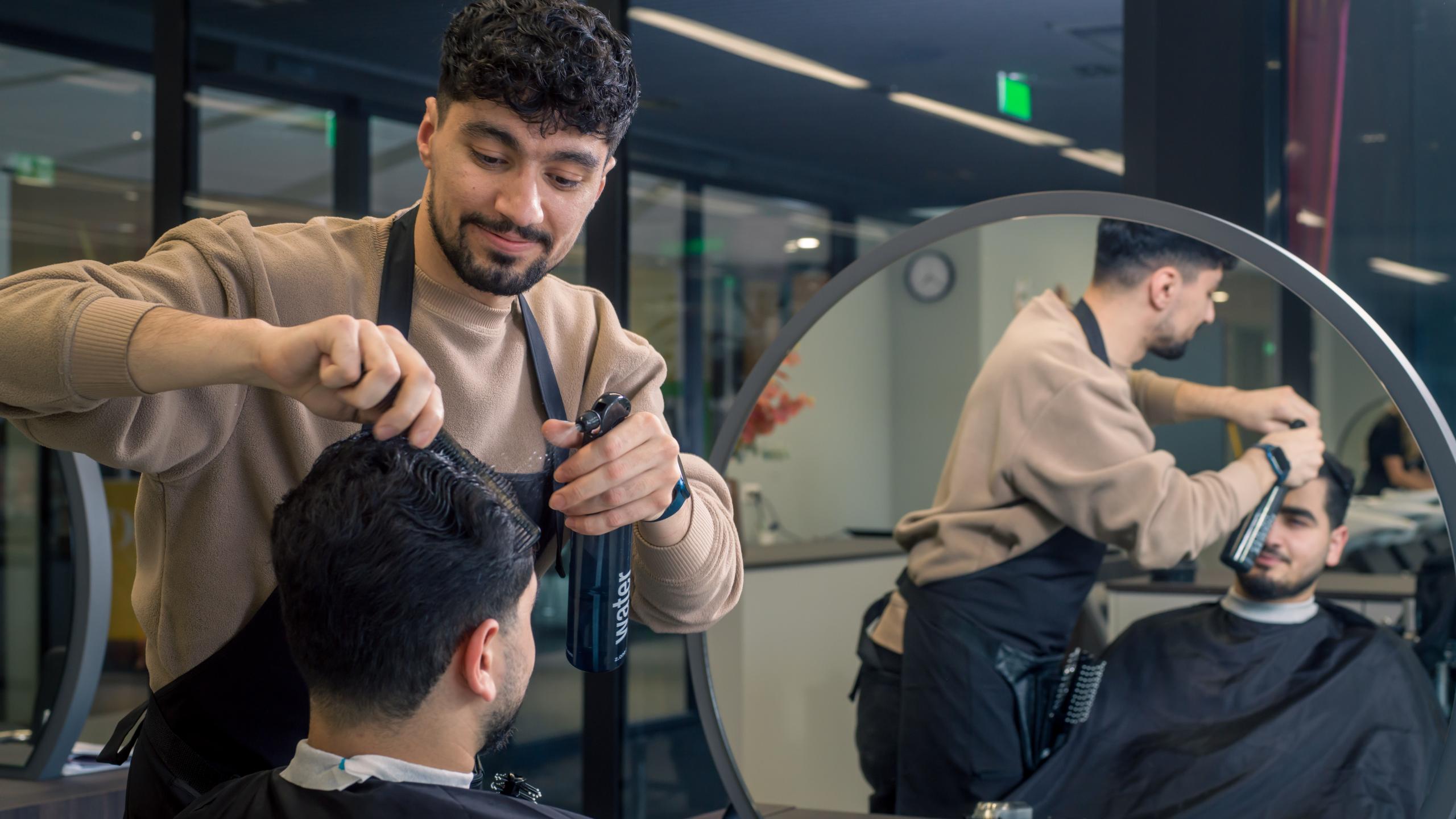 Kapper_dulon_college_