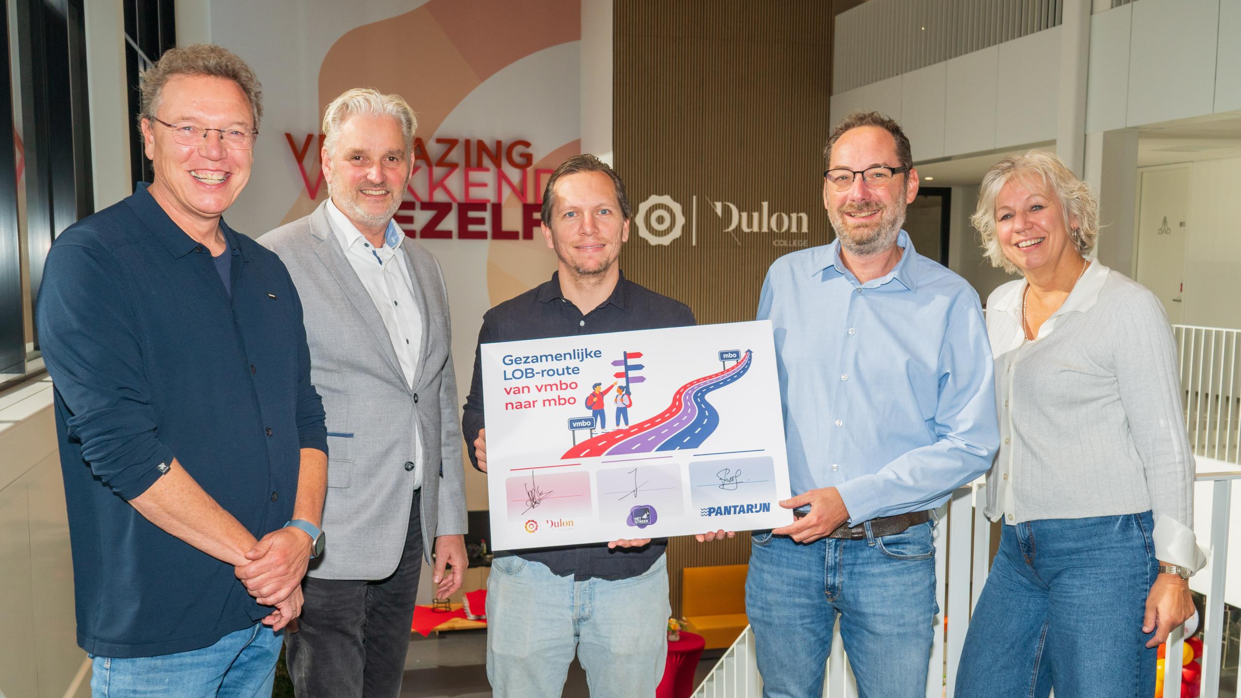 Ondertekening gezamenlijke LOB route Dulon College, Het Streek, Pantarijn-7
