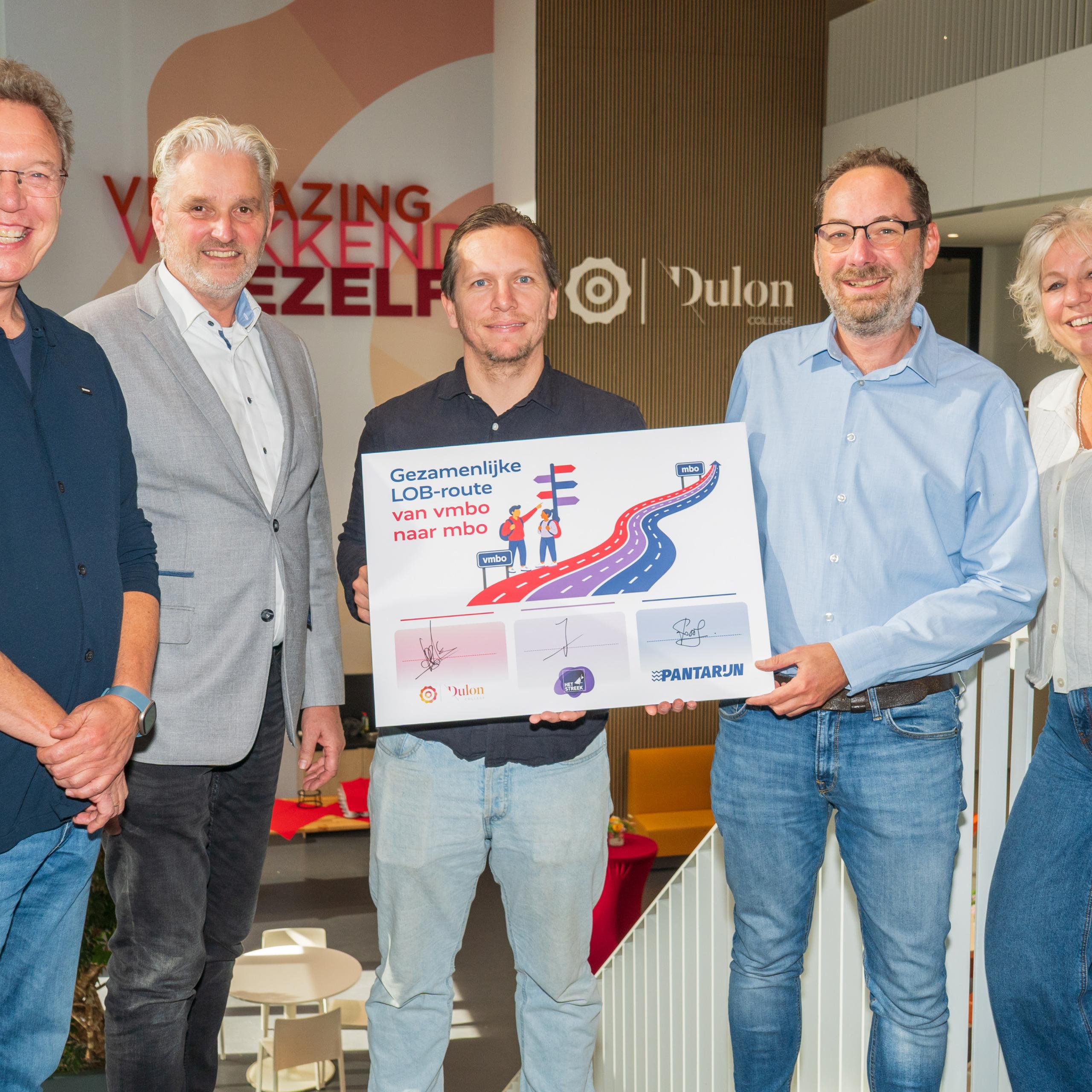 Ondertekening gezamenlijke LOB route Dulon College, Het Streek, Pantarijn-7